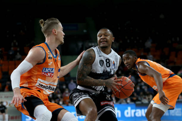 她们的大赛 她们的大赛