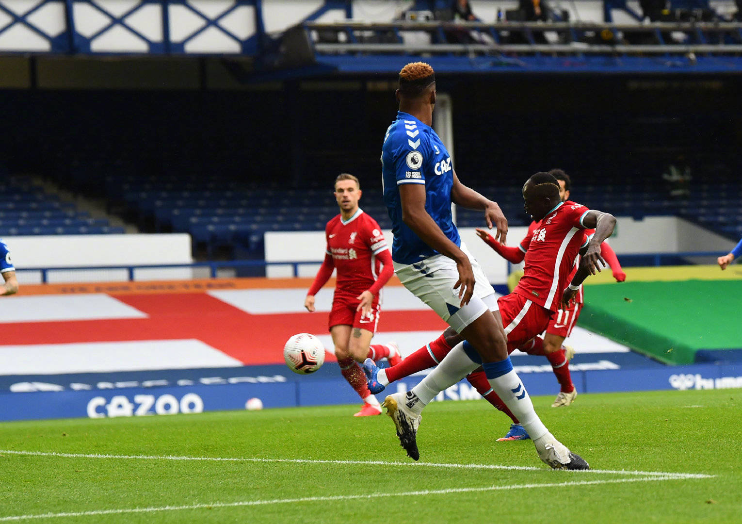 伍的辛勤训 伍的辛勤训